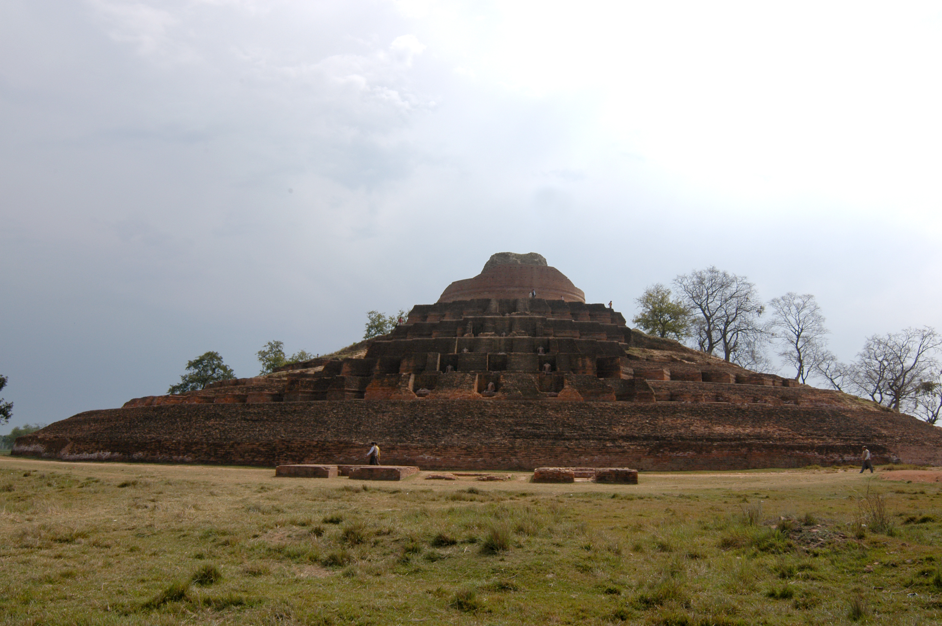 Kesariya Stupa
